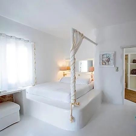 Palace 4*