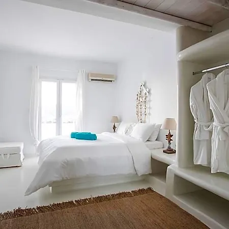 Palace Parikia (Paros)