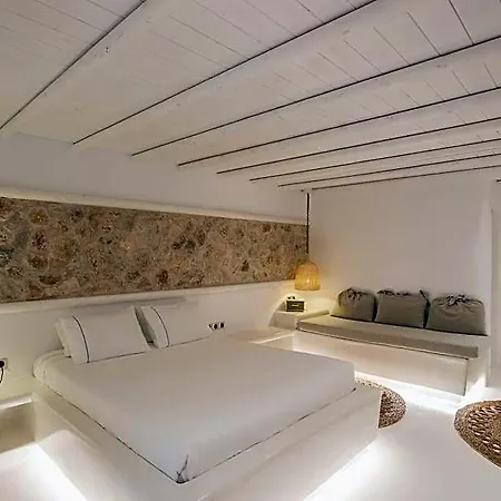 Palace 4*